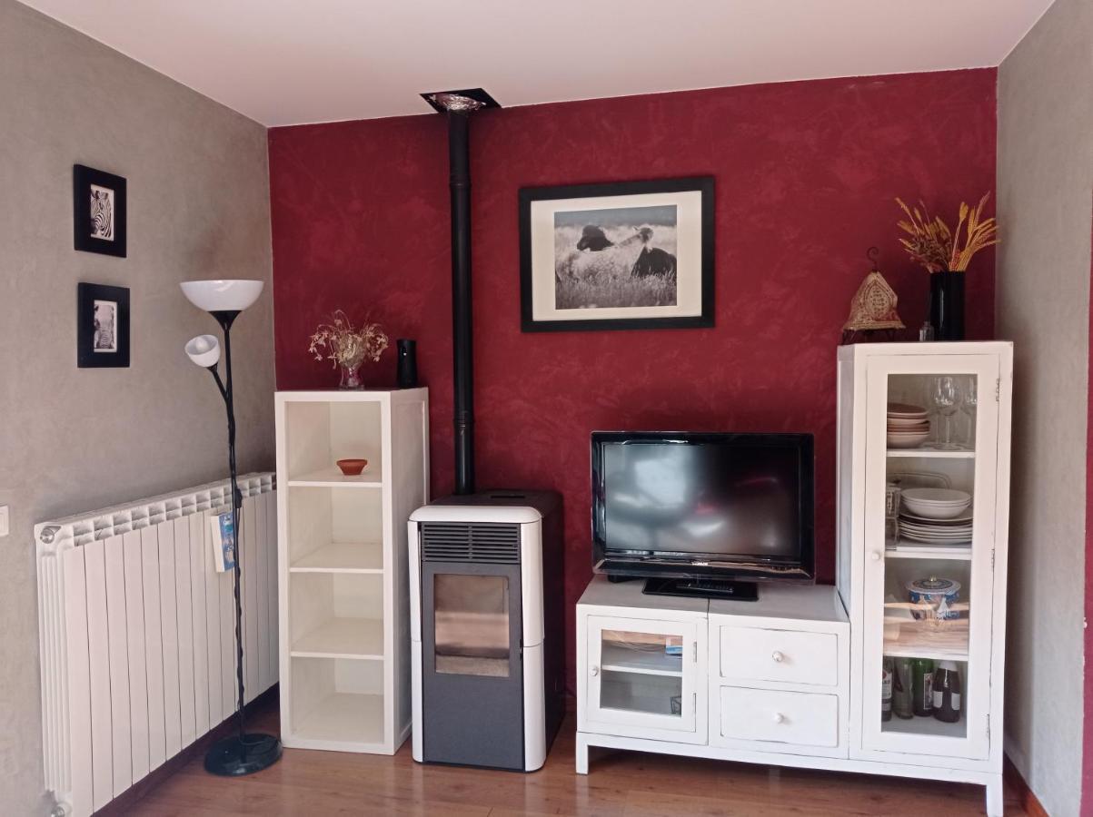 דירות Sesué Vivienda Isabel מראה חיצוני תמונה